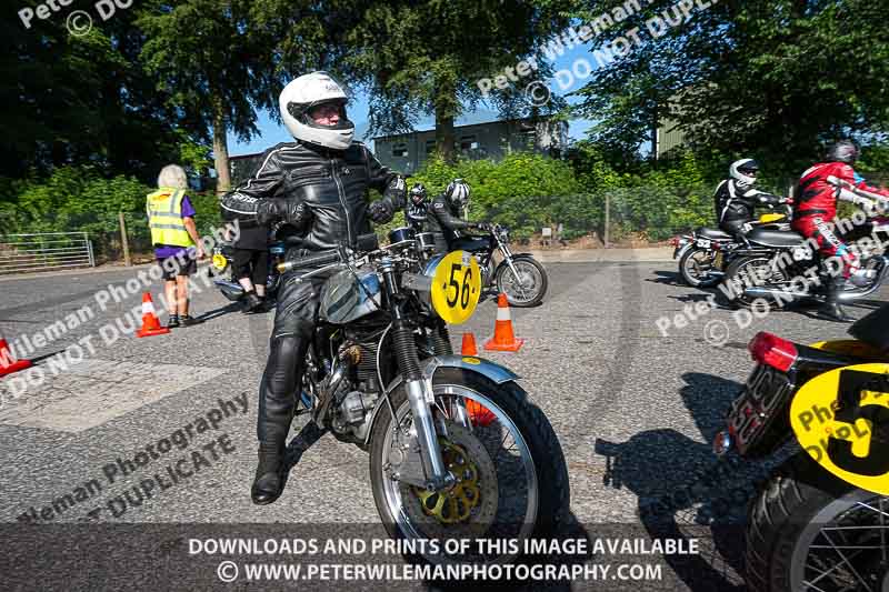 cadwell park;cadwell park photographs;cadwell trackday photographs;enduro digital images;event digital images;eventdigitalimages;peter wileman photography;racing digital images;trackday digital images;trackday photos